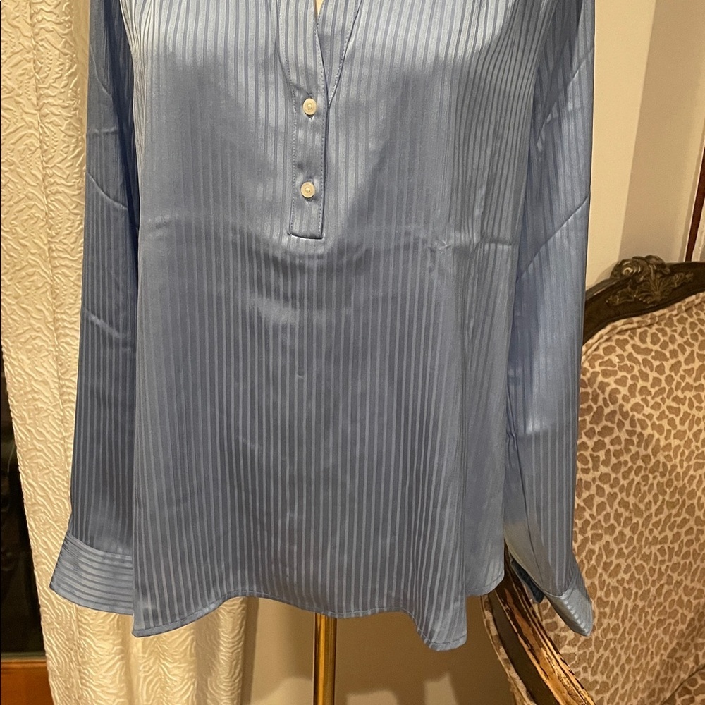 J Crew Gorgeous Blue Pleated Long Sleeve Blouse M EUC - Picture 6 of 9